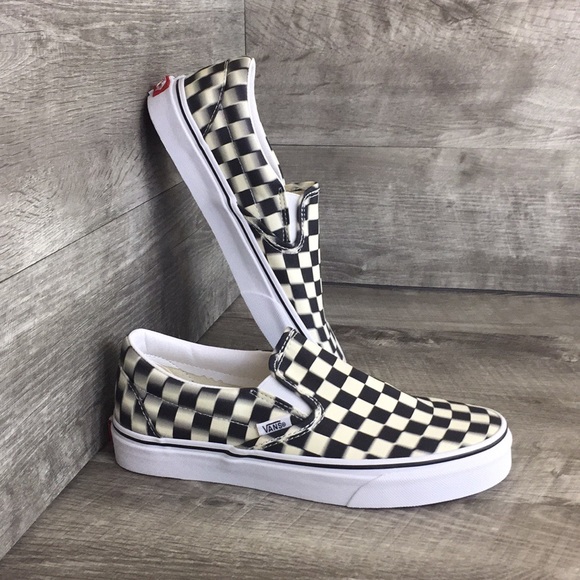 Vans Shoes - VANS Classic Slip-On (Blur Check) Black/Classic